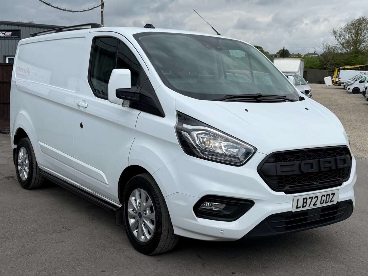A 2023 FORD TRANSIT CUSTOM 2.0 300 EcoBlue Limited Panel Van 5dr Diesel Manual L1 H1 Euro 6 (s/s) (130 A 2023 FORD TRANSIT CUSTOM 2.0 300 EcoBlue Limited Panel Van 5dr Diesel Manual L1 H1 Euro 6 (s/s) (130