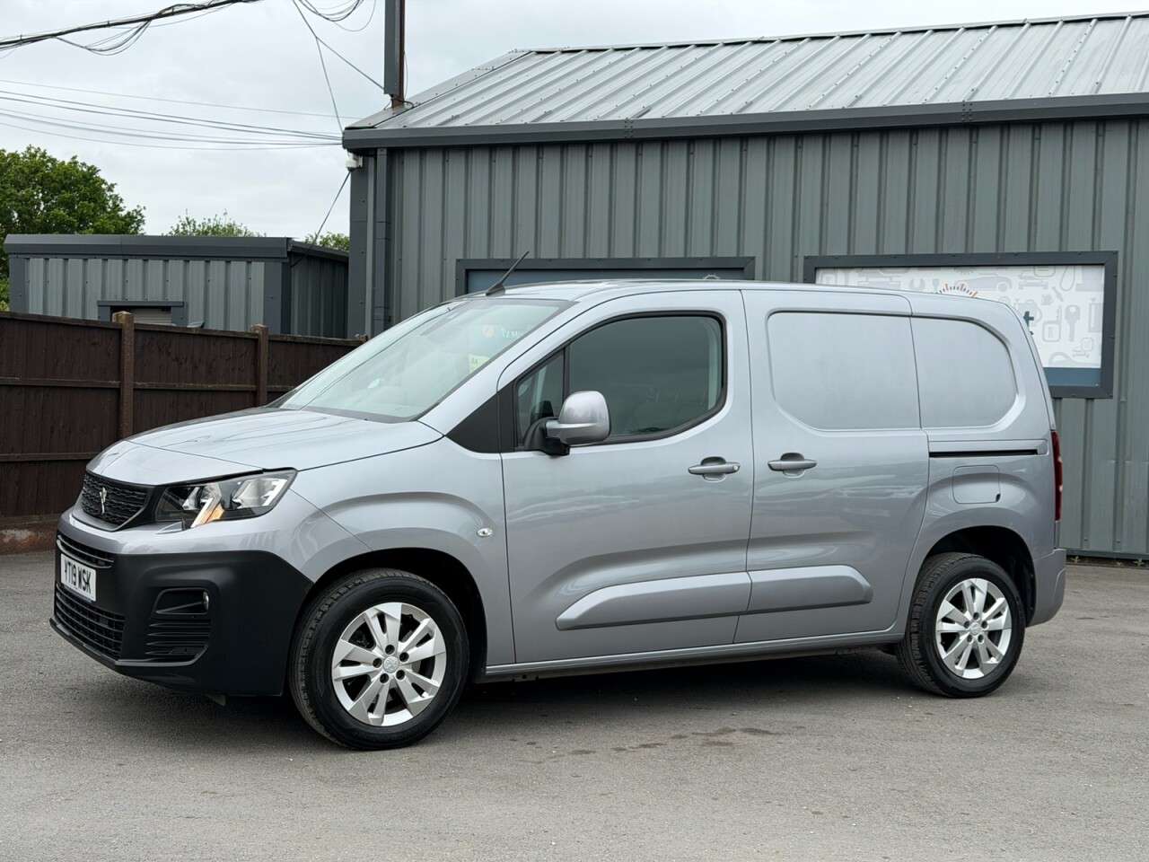 2019 PEUGEOT PARTNER 2019 PEUGEOT PARTNER