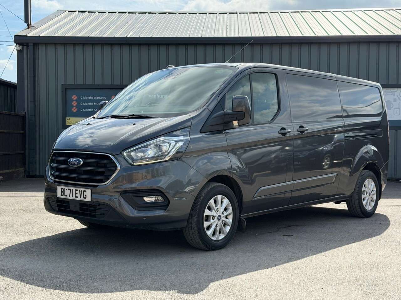 A 2021 FORD TRANSIT CUSTOM 2.0 320 EcoBlue Limited Panel Van 5dr Diesel Manual L2 H1 Euro 6 (s/s) (130 A 2021 FORD TRANSIT CUSTOM 2.0 320 EcoBlue Limited Panel Van 5dr Diesel Manual L2 H1 Euro 6 (s/s) (130