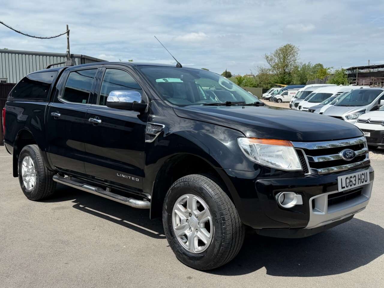 A 2013 FORD RANGER 2.2 TDCi Limited 1 Super Pickup Extended Cab 4dr Diesel Manual 4WD Euro 5 ( A 2013 FORD RANGER 2.2 TDCi Limited 1 Super Pickup Extended Cab 4dr Diesel Manual 4WD Euro 5 (