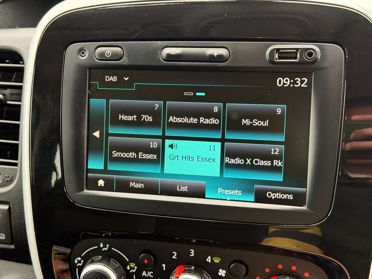 2019 RENAULT TRAFIC 2019 RENAULT TRAFIC