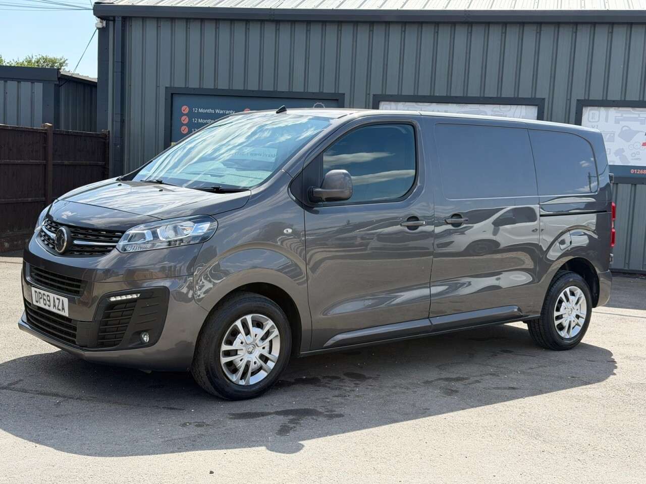 A 2020 VAUXHALL VIVARO 2.0 Turbo D 3100 Sportive Panel Van 5dr Diesel Manual L1 H1 Euro 6 (s/s) (1 A 2020 VAUXHALL VIVARO 2.0 Turbo D 3100 Sportive Panel Van 5dr Diesel Manual L1 H1 Euro 6 (s/s) (1