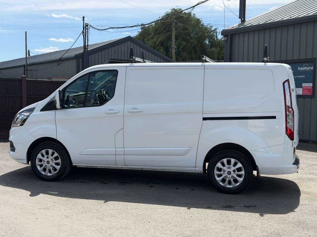 A 2020 FORD TRANSIT CUSTOM 2.0 300 EcoBlue Limited Panel Van 5dr Diesel Manual L1 H1 Euro 6 (s/s) (130 A 2020 FORD TRANSIT CUSTOM 2.0 300 EcoBlue Limited Panel Van 5dr Diesel Manual L1 H1 Euro 6 (s/s) (130