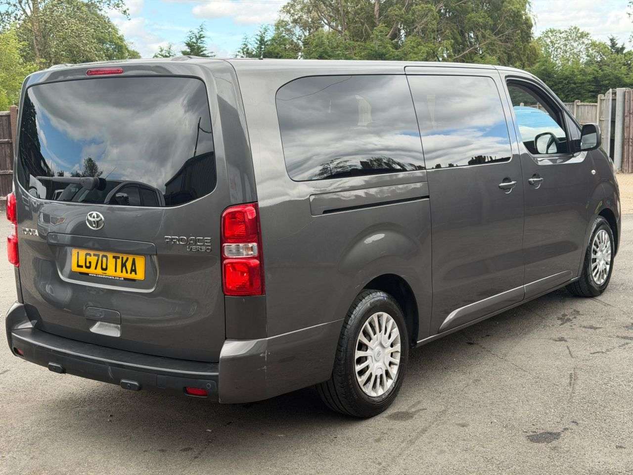 A 2020 TOYOTA PROACE VERSO 2.0D Shuttle Long MPV 5dr Diesel Manual LWB Euro 6 (s/s) (9 Seat) (150 ps) A 2020 TOYOTA PROACE VERSO 2.0D Shuttle Long MPV 5dr Diesel Manual LWB Euro 6 (s/s) (9 Seat) (150 ps)