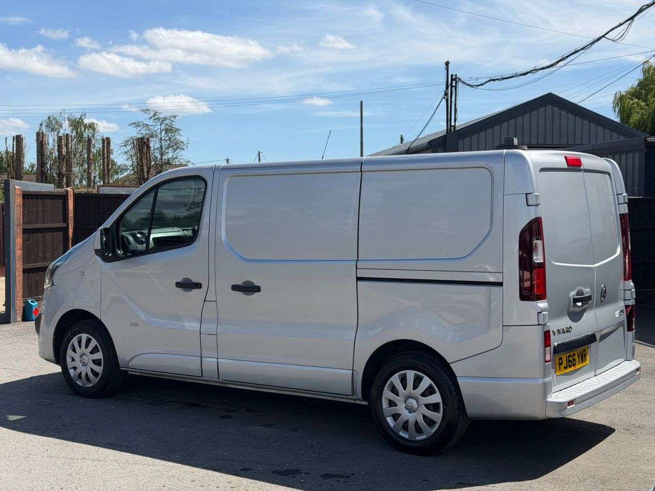 A 2016 VAUXHALL VIVARO 1.6 CDTi 2700 Sportive Panel Van 5dr Diesel Manual L1 H1 Euro 6 (120 ps) £3 A 2016 VAUXHALL VIVARO 1.6 CDTi 2700 Sportive Panel Van 5dr Diesel Manual L1 H1 Euro 6 (120 ps) £3