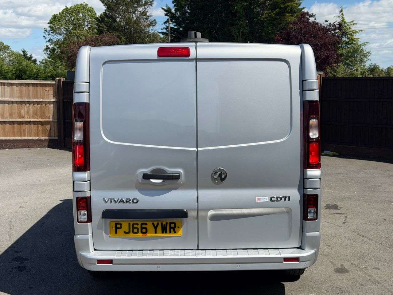 2016 VAUXHALL VIVARO 2016 VAUXHALL VIVARO