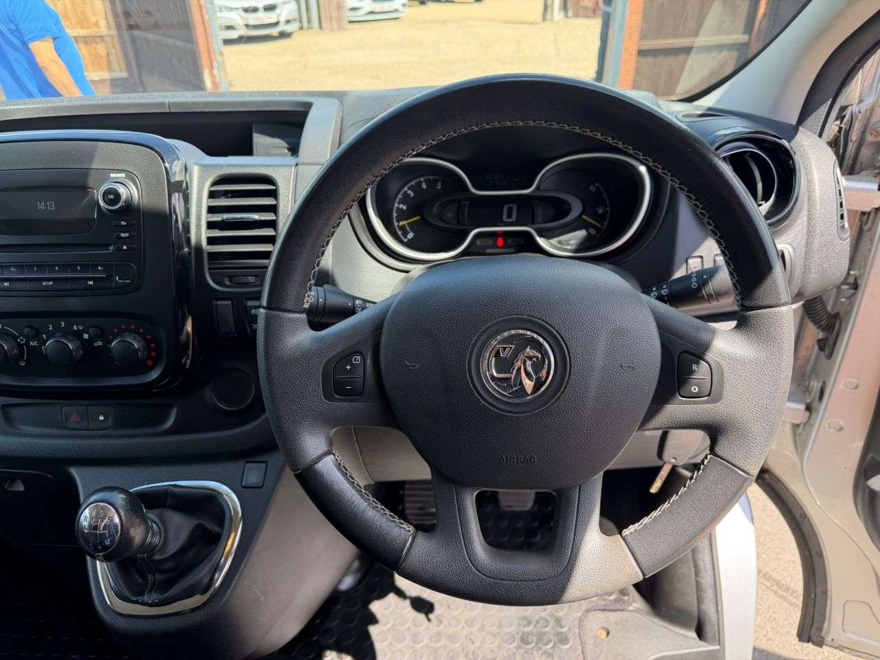 2016 VAUXHALL VIVARO 2016 VAUXHALL VIVARO