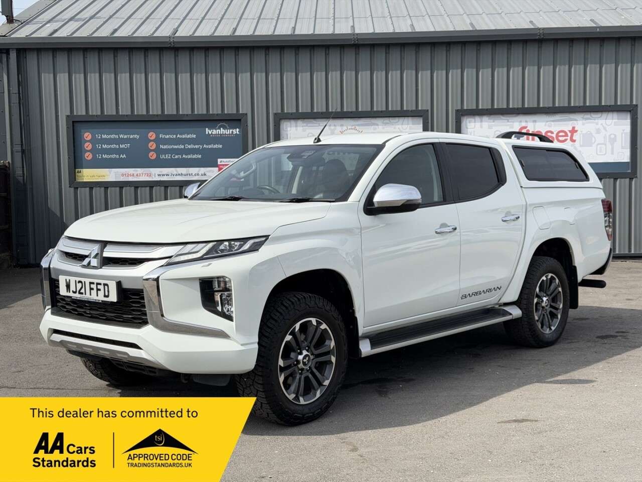 A 2021 MITSUBISHI L200 2.2 DI-D DC Barbarian Pickup Double Cab 4dr Diesel Auto 4WD Euro 6 (s/s) (1 A 2021 MITSUBISHI L200 2.2 DI-D DC Barbarian Pickup Double Cab 4dr Diesel Auto 4WD Euro 6 (s/s) (1