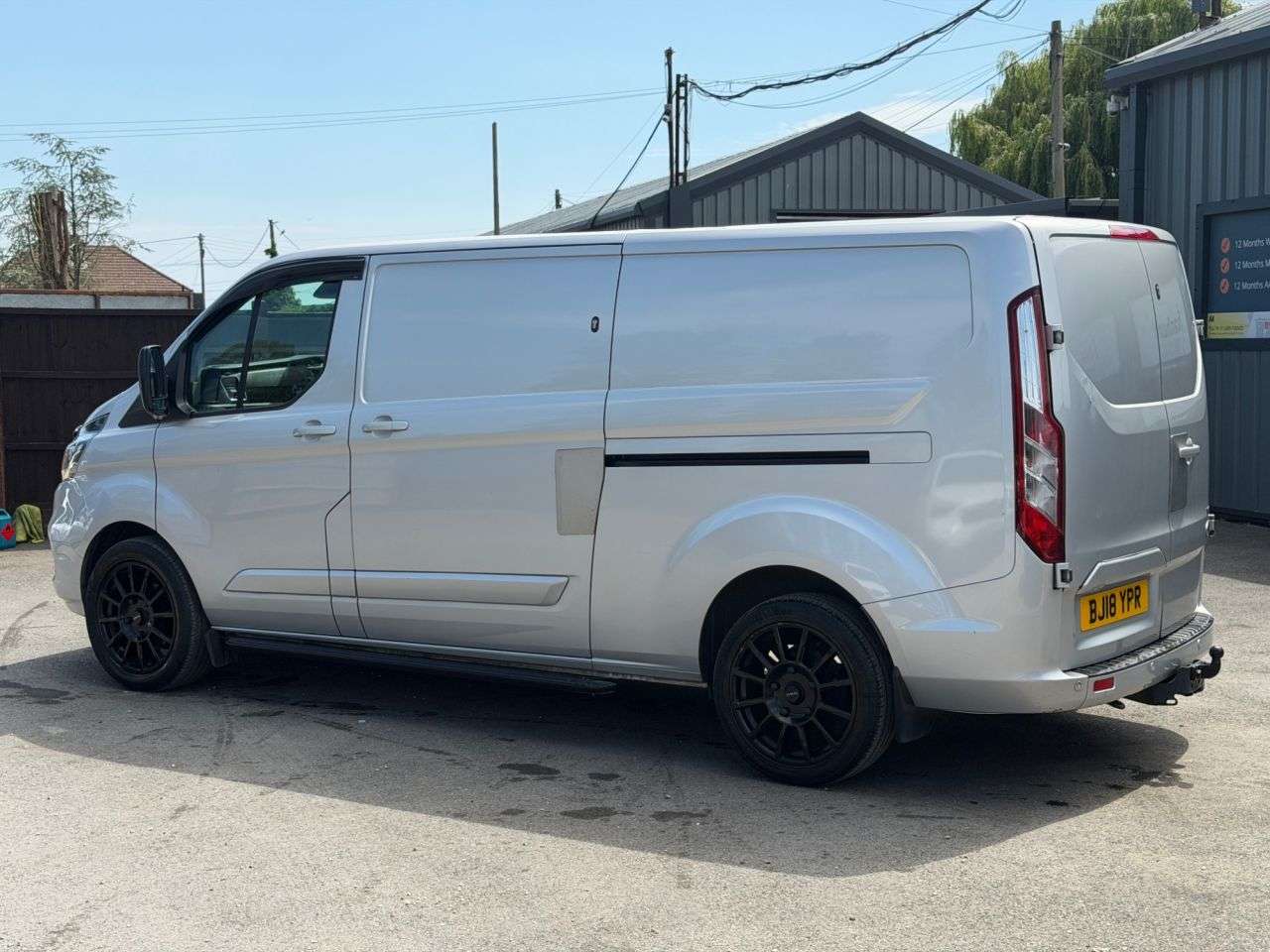 A 2018 FORD TRANSIT CUSTOM 2.0 300 EcoBlue Limited Panel Van 5dr Diesel Manual L2 H1 Euro 6 (130 ps) A 2018 FORD TRANSIT CUSTOM 2.0 300 EcoBlue Limited Panel Van 5dr Diesel Manual L2 H1 Euro 6 (130 ps)