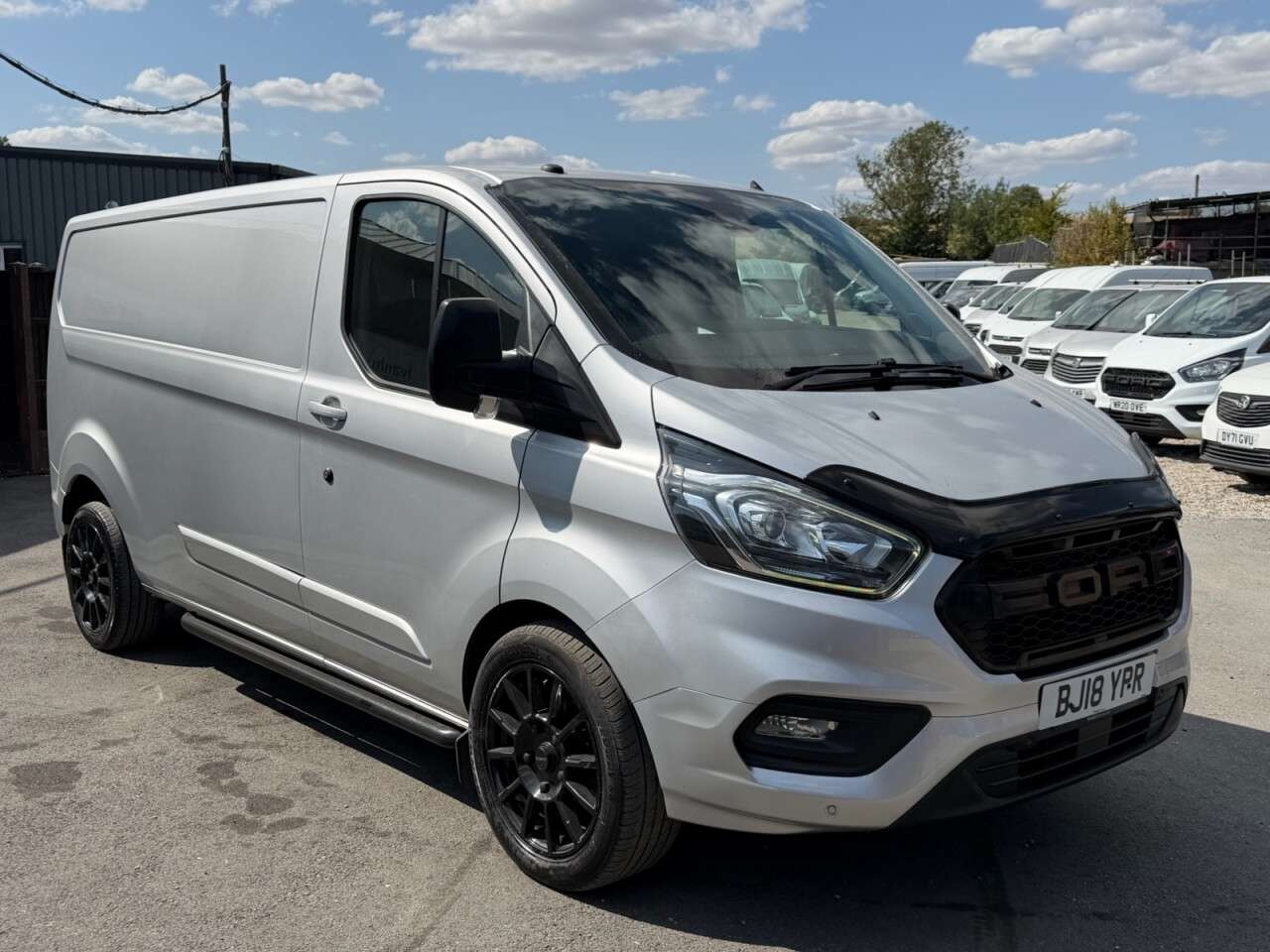 A 2018 FORD TRANSIT CUSTOM 2.0 300 EcoBlue Limited Panel Van 5dr Diesel Manual L2 H1 Euro 6 (130 ps) A 2018 FORD TRANSIT CUSTOM 2.0 300 EcoBlue Limited Panel Van 5dr Diesel Manual L2 H1 Euro 6 (130 ps)
