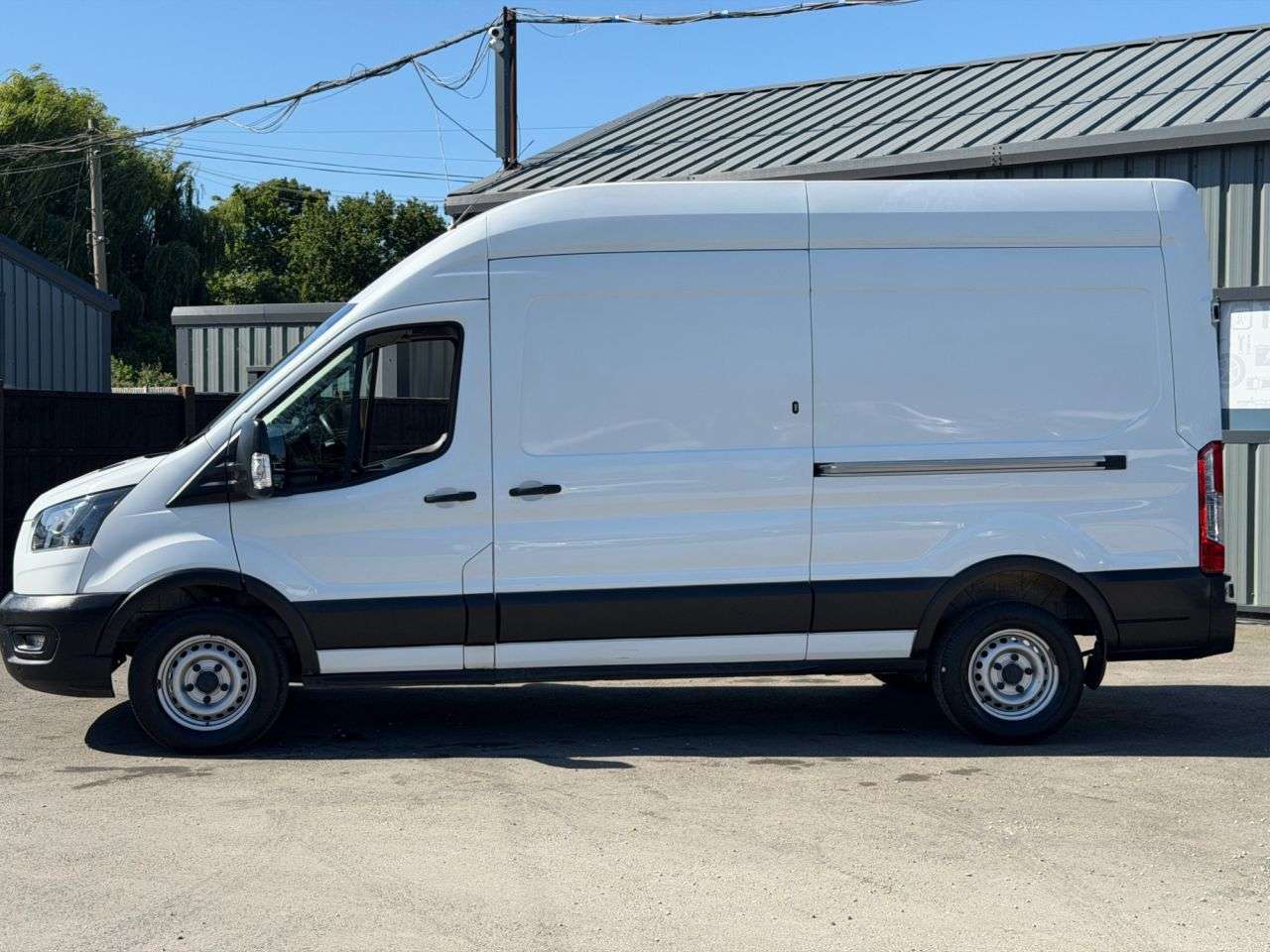 A 2020 FORD TRANSIT 2.0 350 EcoBlue Leader Panel Van 5dr Diesel Manual FWD L3 H3 Euro 6 (s/s) ( A 2020 FORD TRANSIT 2.0 350 EcoBlue Leader Panel Van 5dr Diesel Manual FWD L3 H3 Euro 6 (s/s) (