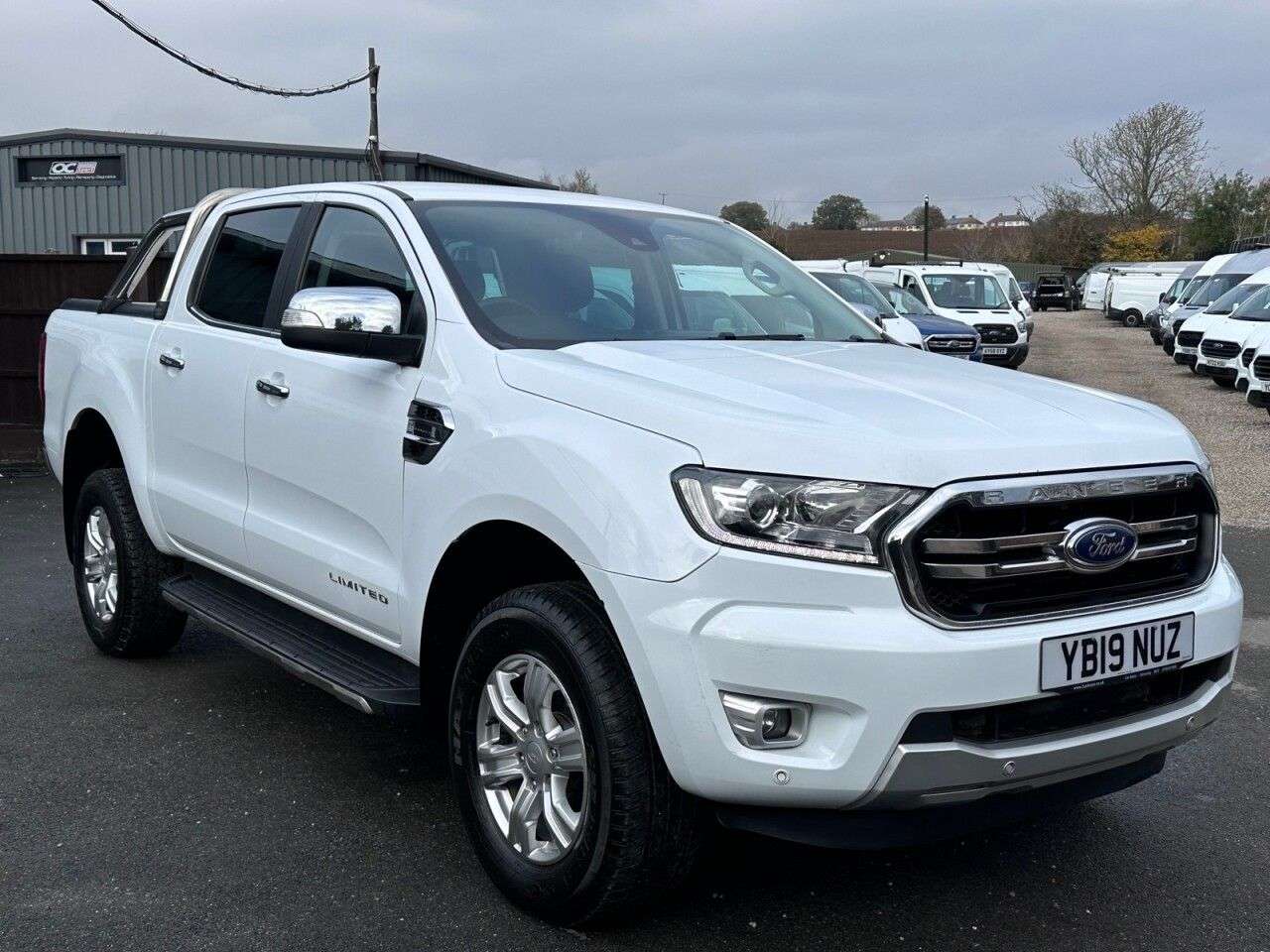 A 2019 FORD RANGER 2.0 EcoBlue Limited Pickup Double Cab 4dr Diesel Manual 4WD Euro 6 (s/s) (1 A 2019 FORD RANGER 2.0 EcoBlue Limited Pickup Double Cab 4dr Diesel Manual 4WD Euro 6 (s/s) (1