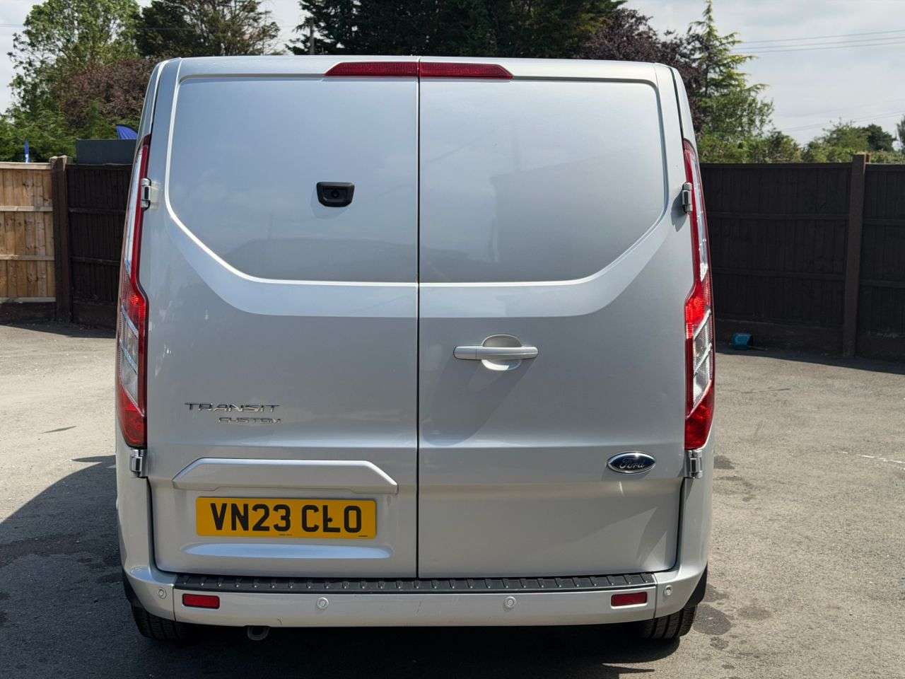 A 2023 FORD TRANSIT CUSTOM 2.0 280 EcoBlue Limited Panel Van 5dr Diesel Manual L1 H1 Euro 6 (s/s) (130 A 2023 FORD TRANSIT CUSTOM 2.0 280 EcoBlue Limited Panel Van 5dr Diesel Manual L1 H1 Euro 6 (s/s) (130