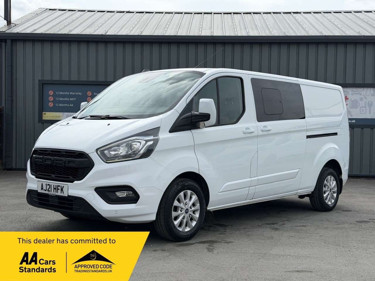 A 2021 FORD TRANSIT CUSTOM 2.0 320 EcoBlue MHEV Limited Crew Van Double Cab 5dr Diesel Manual L2 H1 Eu A 2021 FORD TRANSIT CUSTOM 2.0 320 EcoBlue MHEV Limited Crew Van Double Cab 5dr Diesel Manual L2 H1 Eu