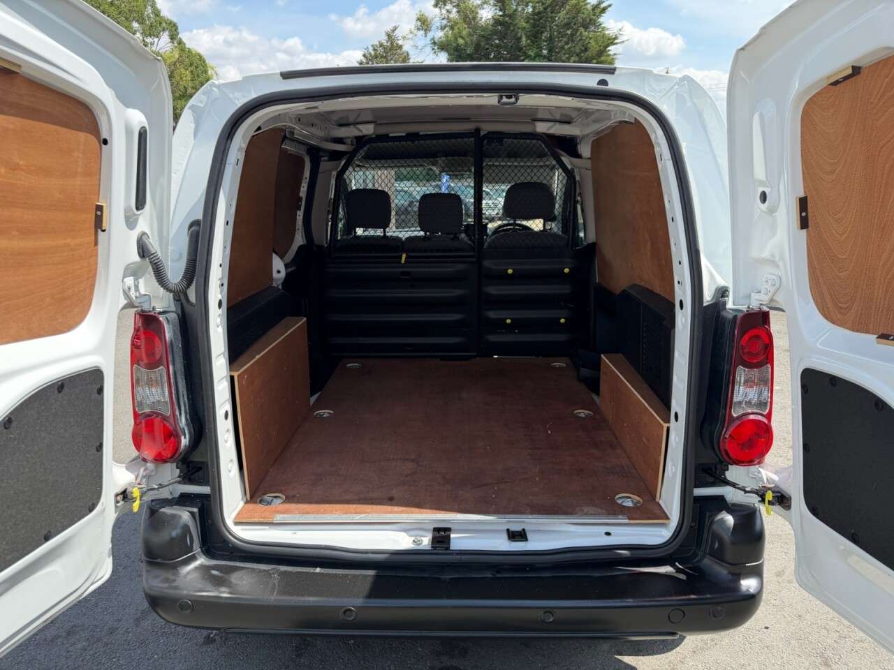2016 PEUGEOT PARTNER 2016 PEUGEOT PARTNER