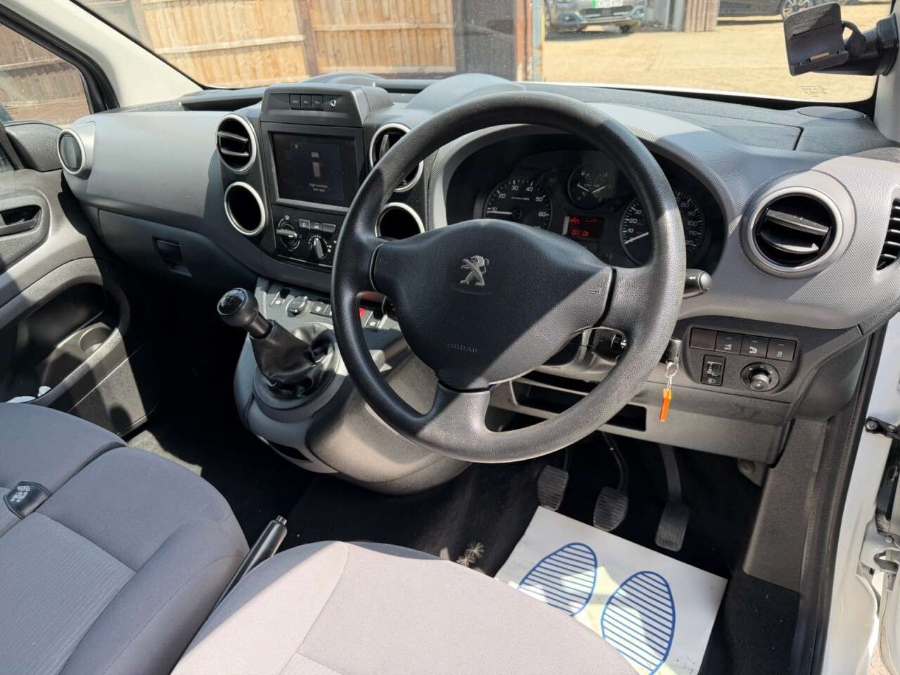 2016 PEUGEOT PARTNER 2016 PEUGEOT PARTNER