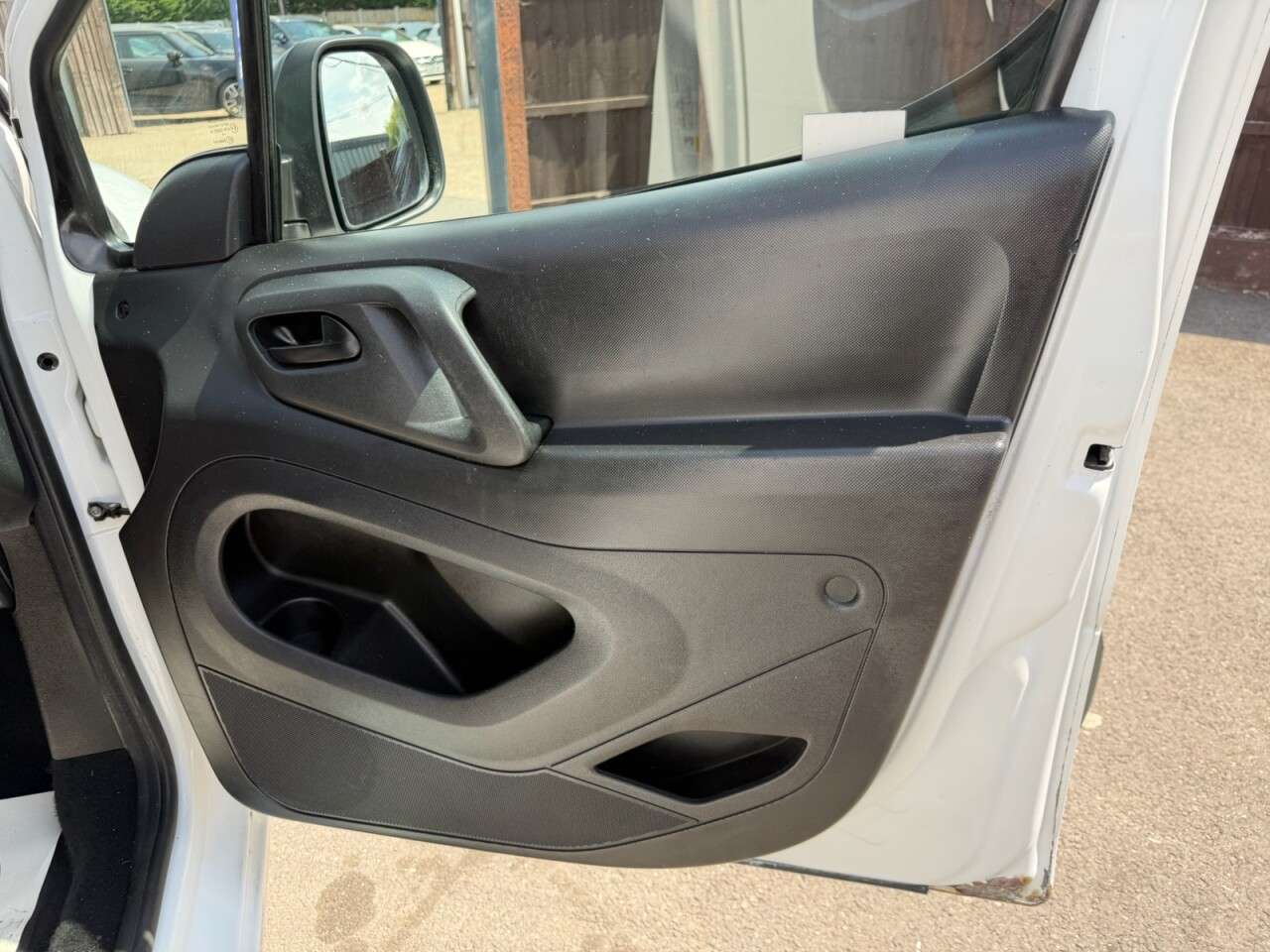 2016 PEUGEOT PARTNER 2016 PEUGEOT PARTNER