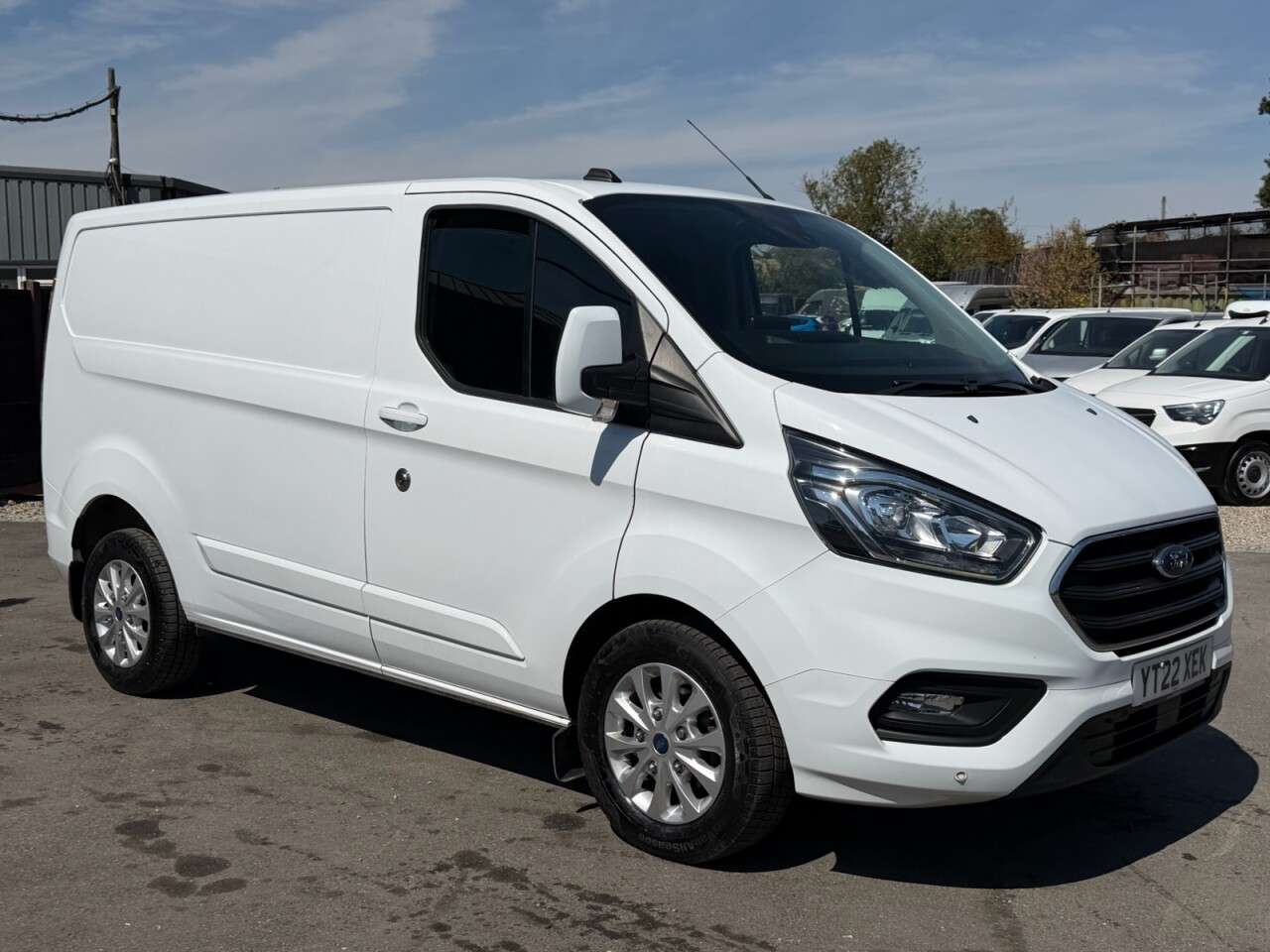 A 2022 FORD TRANSIT CUSTOM 2.0 280 EcoBlue Limited Panel Van 5dr Diesel Manual L1 H1 Euro 6 (s/s) (130 A 2022 FORD TRANSIT CUSTOM 2.0 280 EcoBlue Limited Panel Van 5dr Diesel Manual L1 H1 Euro 6 (s/s) (130