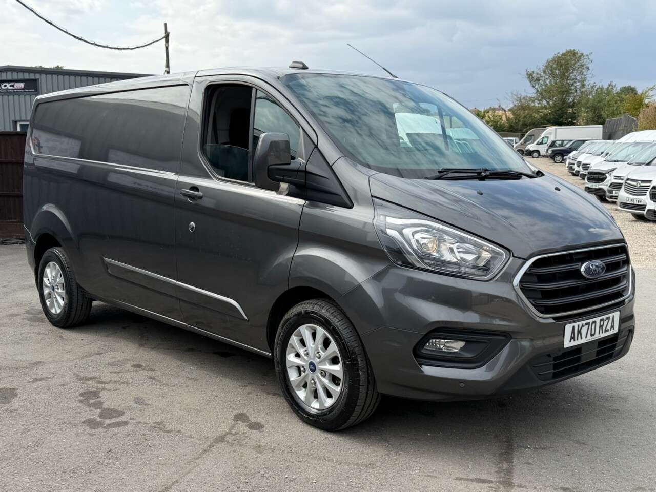 A 2021 FORD TRANSIT CUSTOM 2.0 300 EcoBlue Limited Panel Van 5dr Diesel Manual L2 H1 Euro 6 (s/s) (130 A 2021 FORD TRANSIT CUSTOM 2.0 300 EcoBlue Limited Panel Van 5dr Diesel Manual L2 H1 Euro 6 (s/s) (130