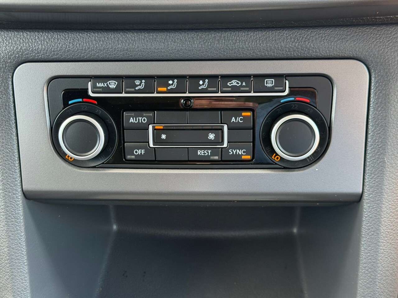 2017 VOLKSWAGEN AMAROK 2017 VOLKSWAGEN AMAROK