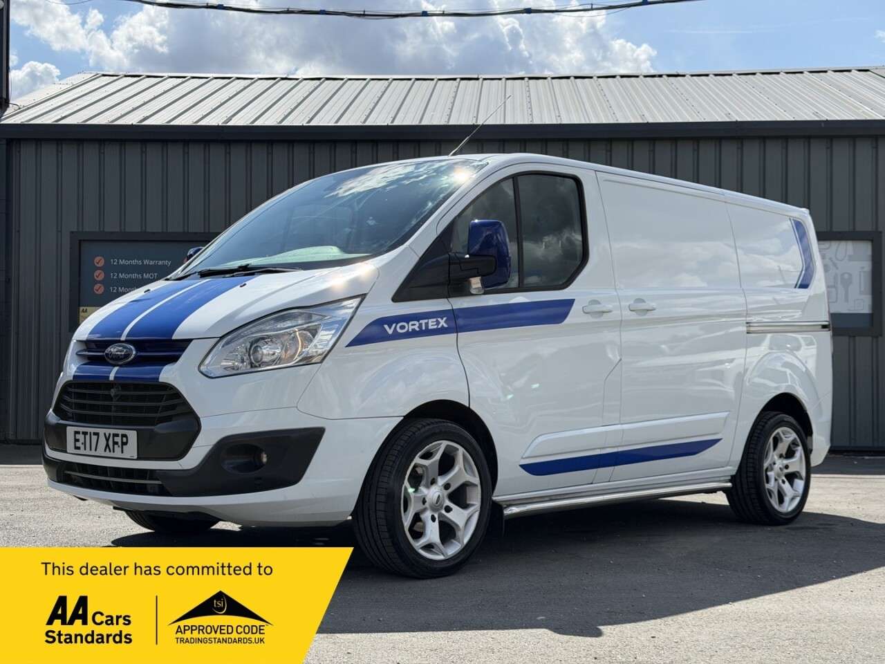 A 2017 FORD TRANSIT CUSTOM 2.0 TDCi 270 Limited Panel Van 5dr Diesel Manual L1 H1 (157 g/km, 128 bhp) A 2017 FORD TRANSIT CUSTOM 2.0 TDCi 270 Limited Panel Van 5dr Diesel Manual L1 H1 (157 g/km, 128 bhp)