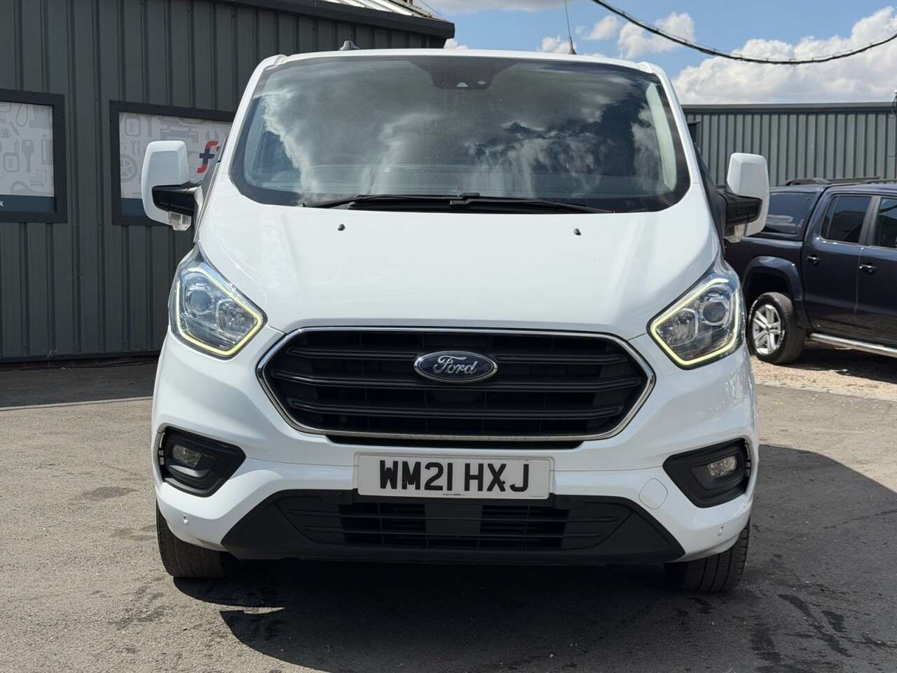 A 2021 FORD TRANSIT CUSTOM 2.0 300 EcoBlue Limited Panel Van 5dr Diesel Manual L1 H1 Euro 6 (s/s) (130 A 2021 FORD TRANSIT CUSTOM 2.0 300 EcoBlue Limited Panel Van 5dr Diesel Manual L1 H1 Euro 6 (s/s) (130