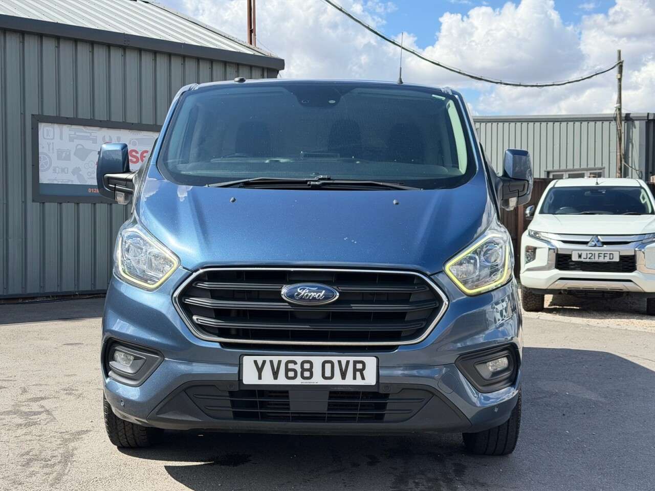 A 2019 FORD TRANSIT CUSTOM 2.0 280 EcoBlue Limited Panel Van 5dr Diesel Manual L1 H1 Euro 6 (130 ps) A 2019 FORD TRANSIT CUSTOM 2.0 280 EcoBlue Limited Panel Van 5dr Diesel Manual L1 H1 Euro 6 (130 ps)