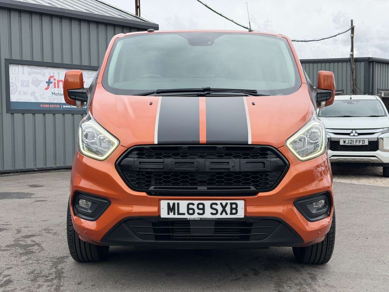 A 2019 FORD TRANSIT CUSTOM 2.0 280 EcoBlue Limited Panel Van 5dr Diesel Manual L1 H1 Euro 6 (130 ps) A 2019 FORD TRANSIT CUSTOM 2.0 280 EcoBlue Limited Panel Van 5dr Diesel Manual L1 H1 Euro 6 (130 ps)