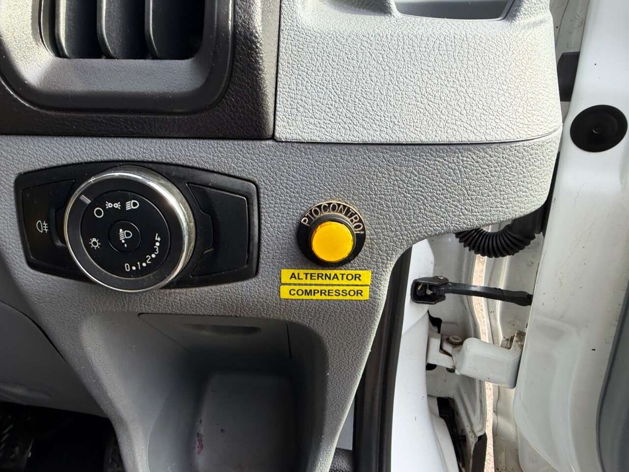 2018 FORD TRANSIT 2018 FORD TRANSIT