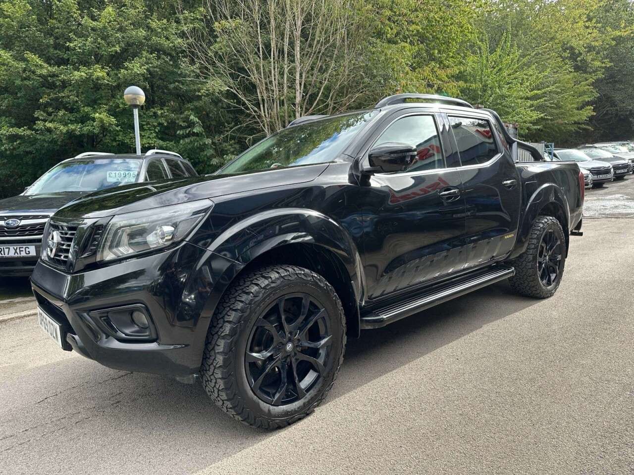 A 2019 NISSAN NAVARA 2.3 dCi N-Guard Pickup Double Cab 4dr Diesel Auto 4WD Euro 6 (190 ps) A 2019 NISSAN NAVARA 2.3 dCi N-Guard Pickup Double Cab 4dr Diesel Auto 4WD Euro 6 (190 ps)