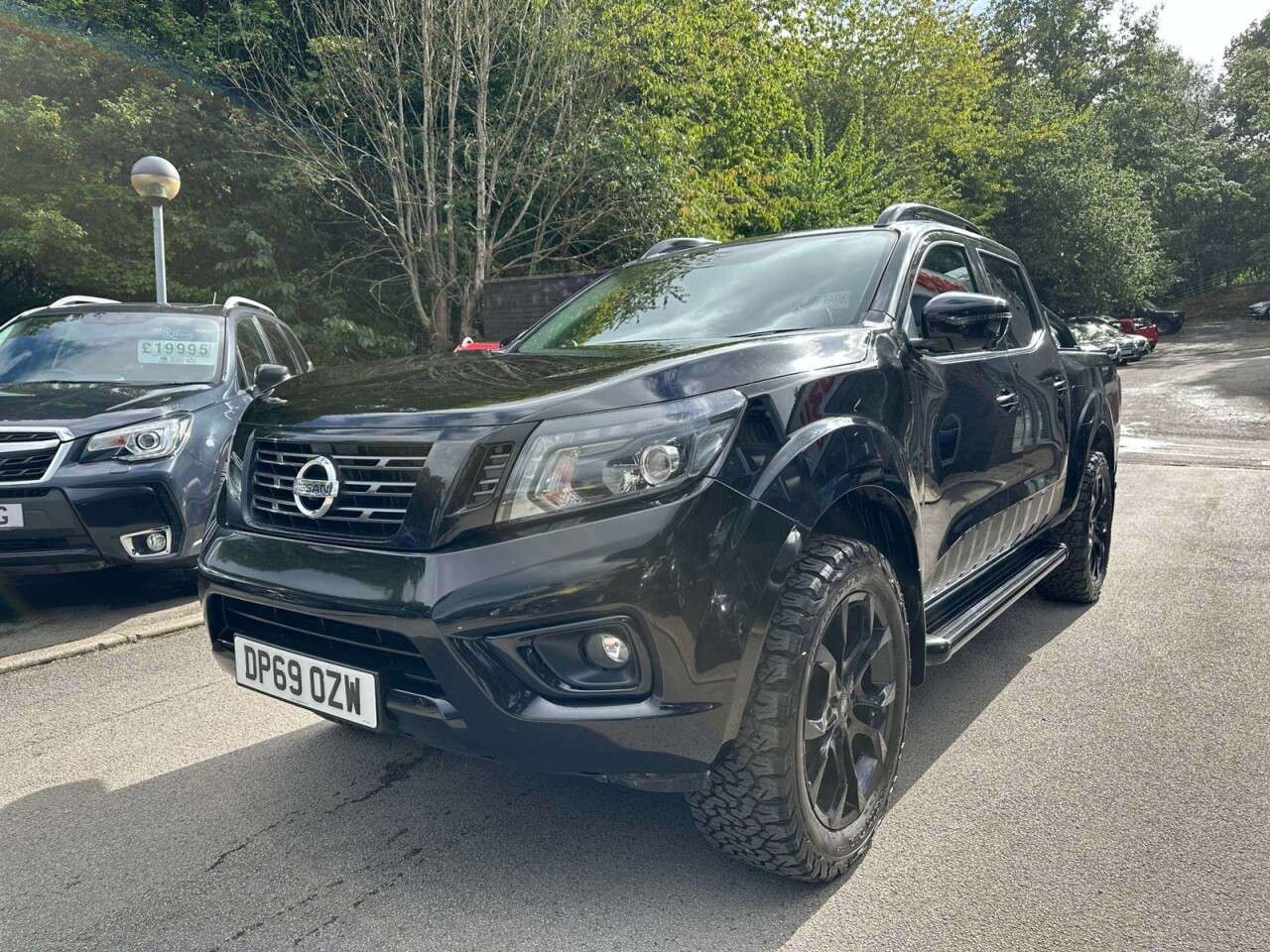 A 2019 NISSAN NAVARA 2.3 dCi N-Guard Pickup Double Cab 4dr Diesel Auto 4WD Euro 6 (190 ps) A 2019 NISSAN NAVARA 2.3 dCi N-Guard Pickup Double Cab 4dr Diesel Auto 4WD Euro 6 (190 ps)