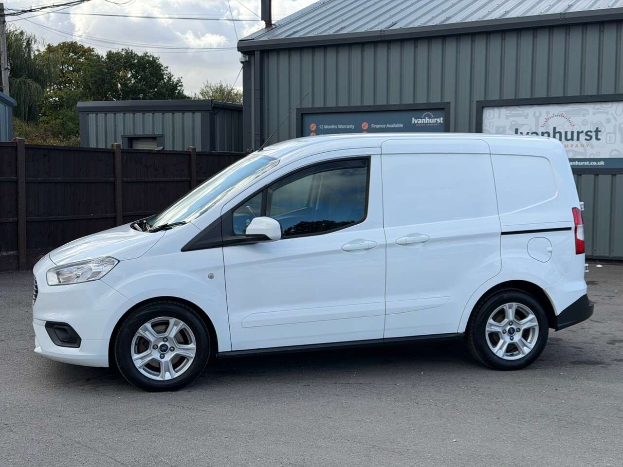 2022 FORD TRANSIT COURIER 2022 FORD TRANSIT COURIER