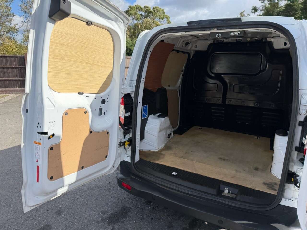 2022 FORD TRANSIT COURIER 2022 FORD TRANSIT COURIER