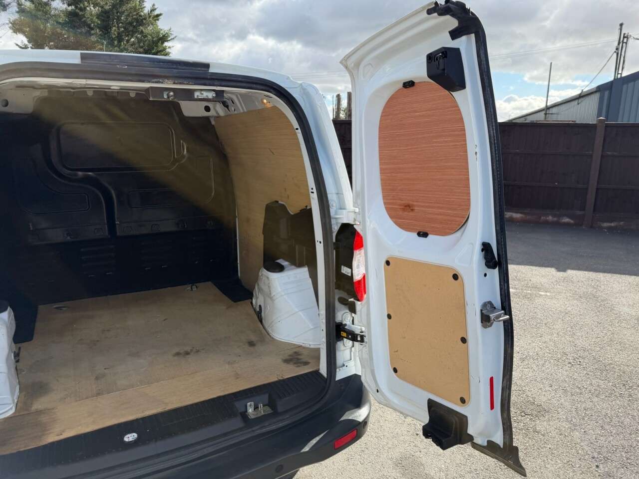 2022 FORD TRANSIT COURIER 2022 FORD TRANSIT COURIER