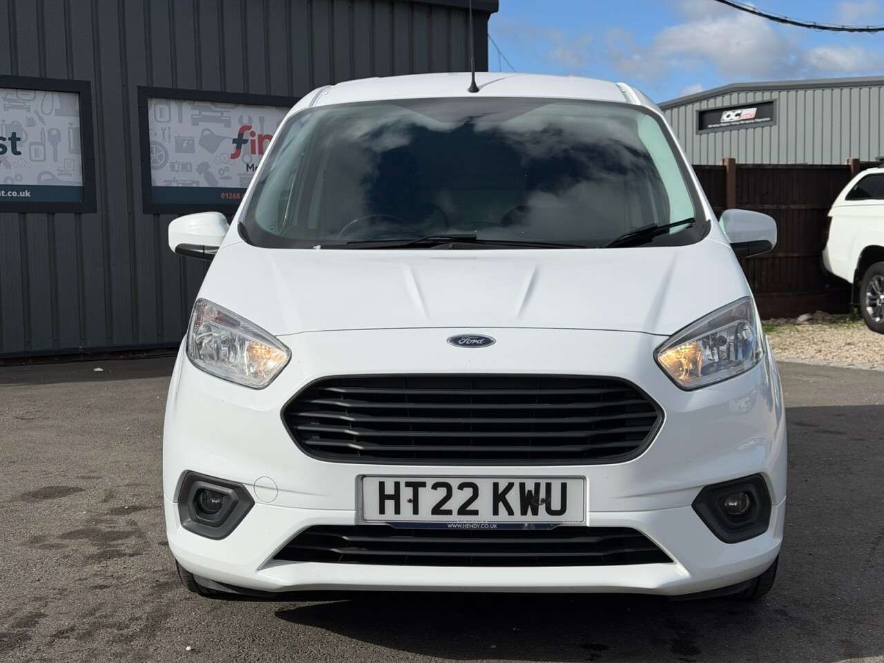 A 2022 FORD TRANSIT COURIER 1.5 TDCi Limited Panel Van 5dr Diesel Manual L1 Euro 6 (100 ps) A 2022 FORD TRANSIT COURIER 1.5 TDCi Limited Panel Van 5dr Diesel Manual L1 Euro 6 (100 ps)