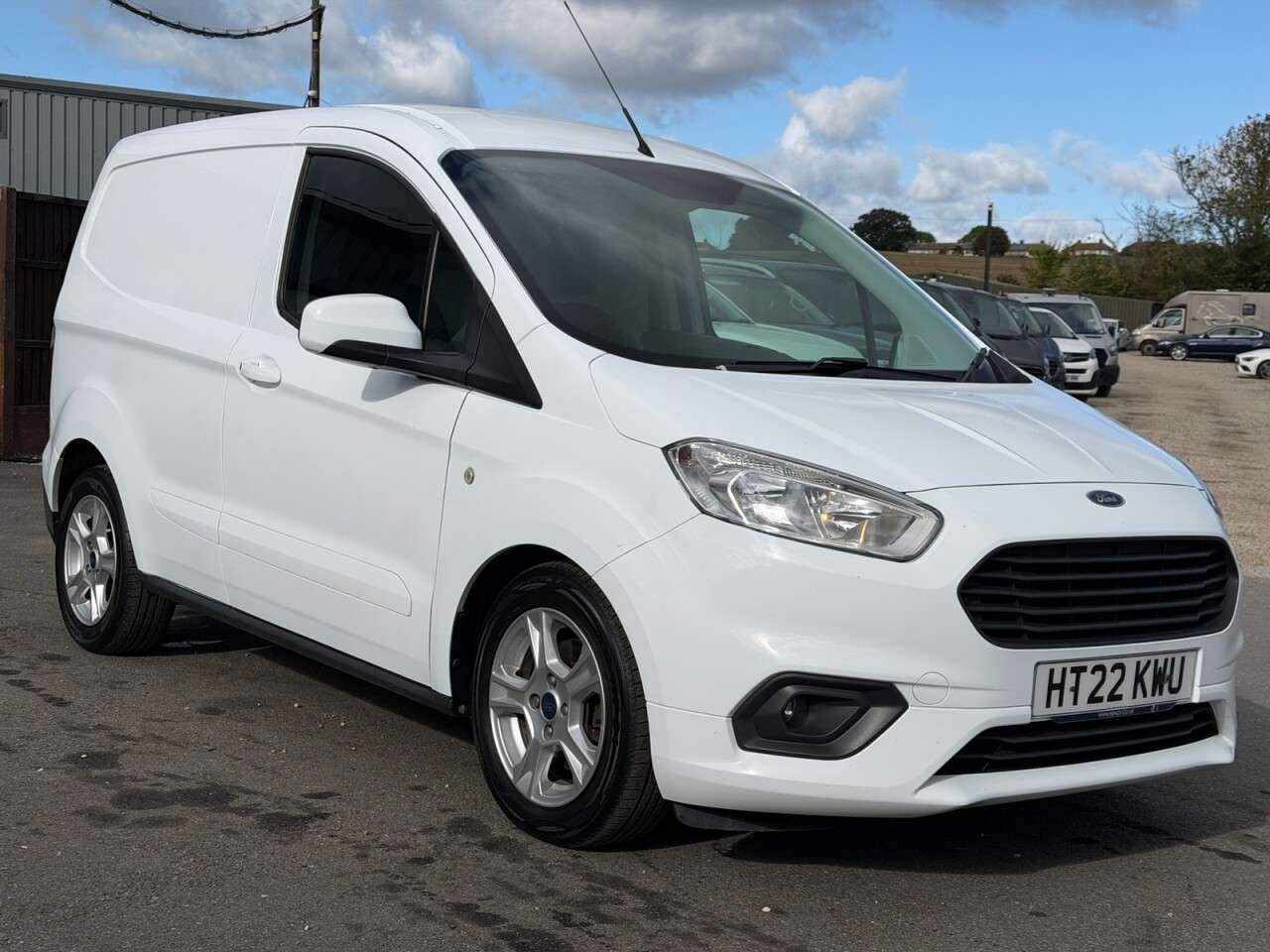 A 2022 FORD TRANSIT COURIER 1.5 TDCi Limited Panel Van 5dr Diesel Manual L1 Euro 6 (100 ps) A 2022 FORD TRANSIT COURIER 1.5 TDCi Limited Panel Van 5dr Diesel Manual L1 Euro 6 (100 ps)