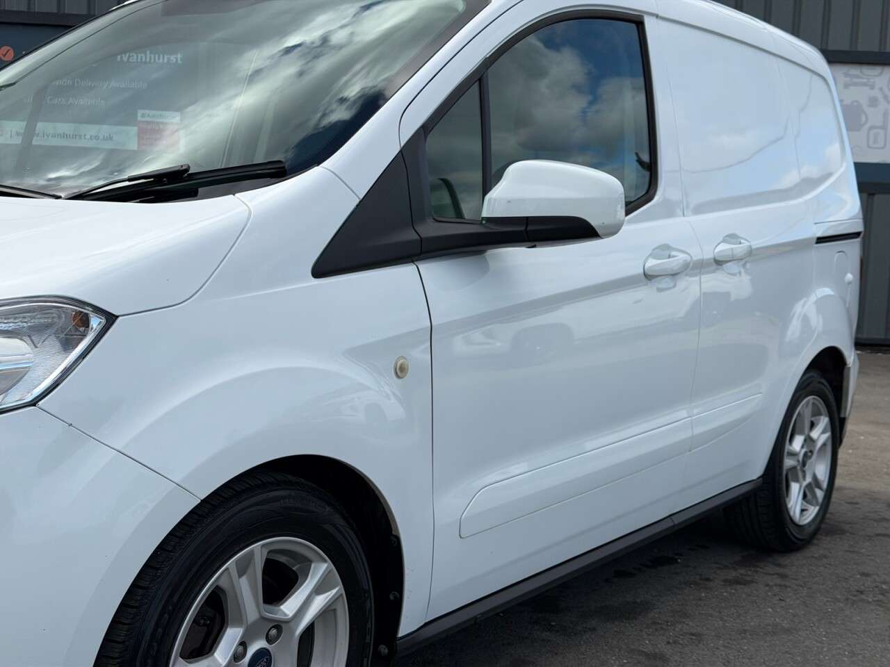 2022 FORD TRANSIT COURIER 2022 FORD TRANSIT COURIER