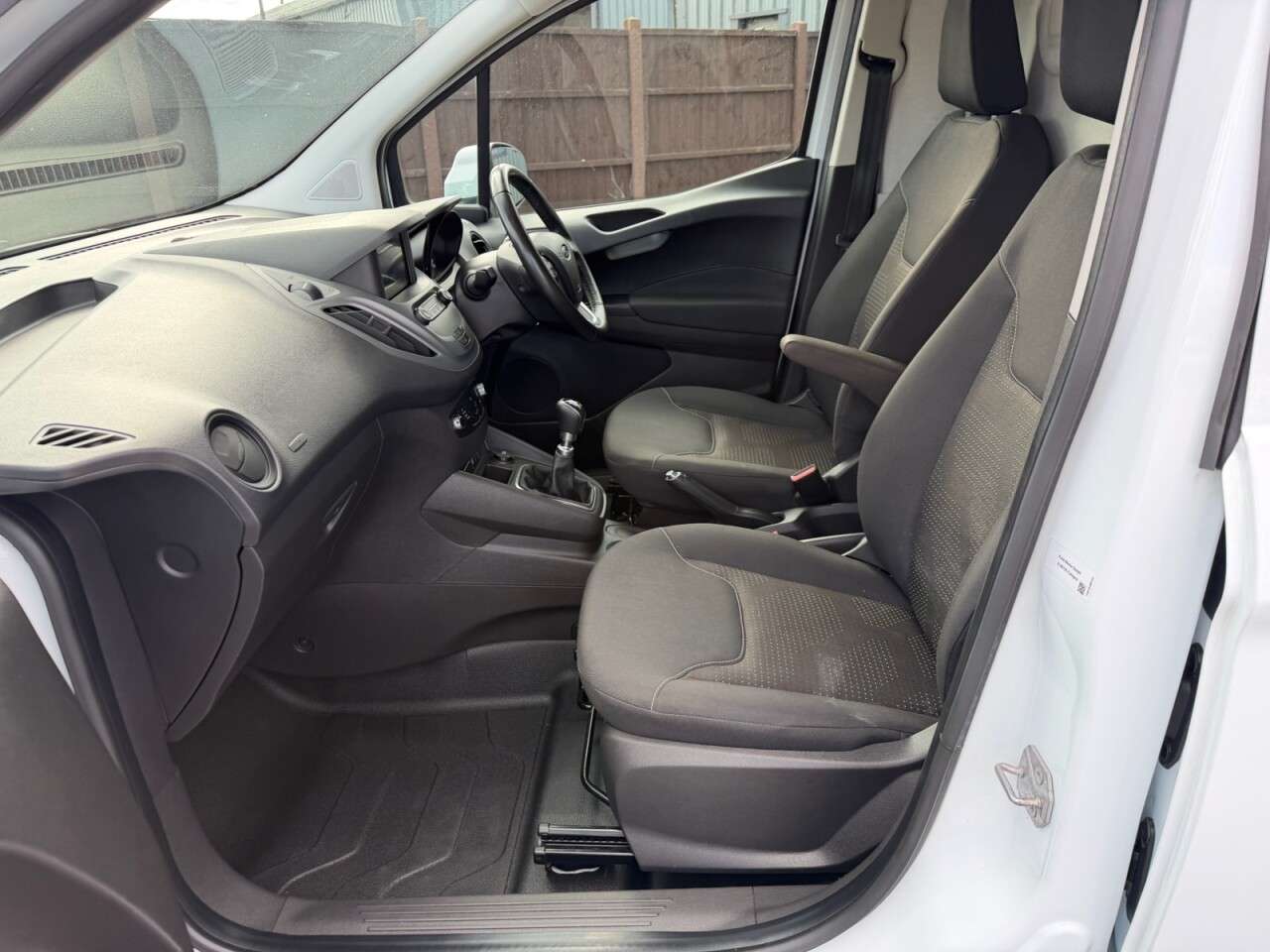 2022 FORD TRANSIT COURIER 2022 FORD TRANSIT COURIER