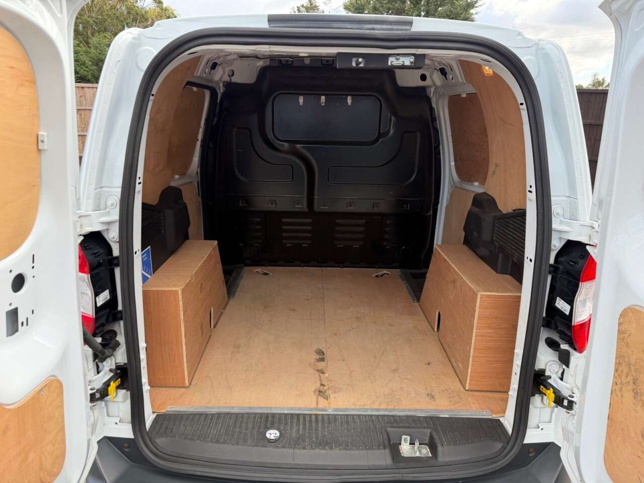 2022 FORD TRANSIT COURIER 2022 FORD TRANSIT COURIER