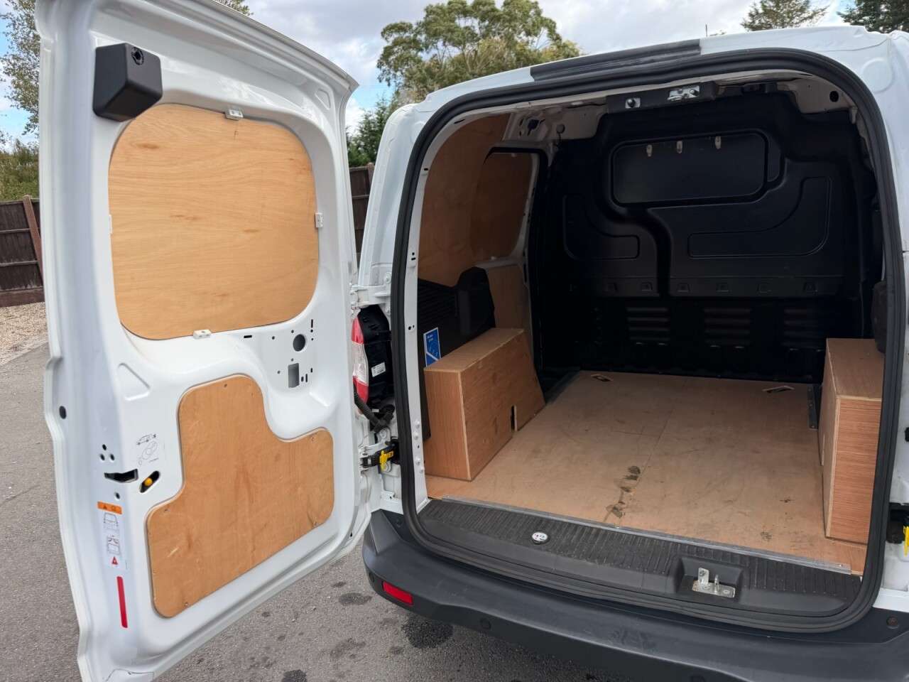 2022 FORD TRANSIT COURIER 2022 FORD TRANSIT COURIER