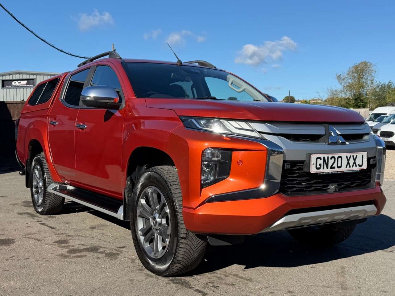 A 2020 MITSUBISHI L200 2.2 DI-D DC Barbarian X Pickup Double Cab 4dr Diesel Auto 4WD Euro 6 (s/s) A 2020 MITSUBISHI L200 2.2 DI-D DC Barbarian X Pickup Double Cab 4dr Diesel Auto 4WD Euro 6 (s/s)