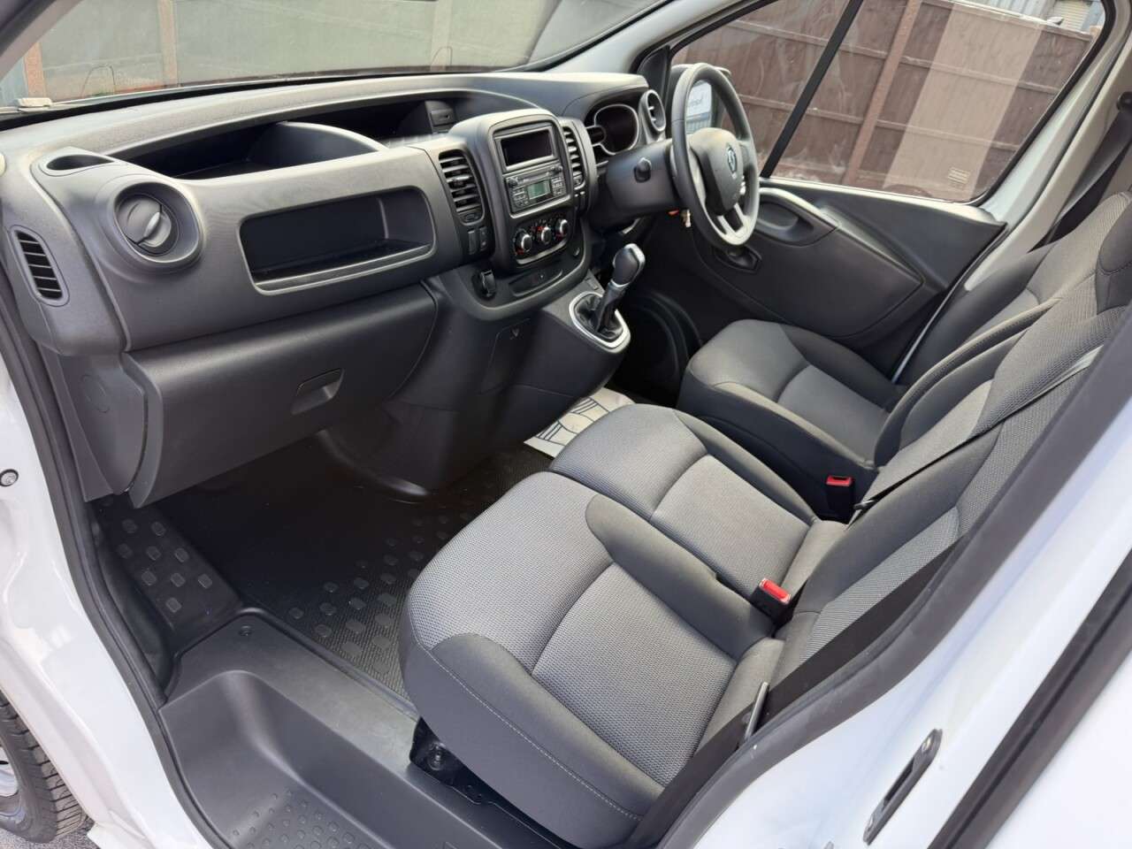 2021 RENAULT TRAFIC 2021 RENAULT TRAFIC