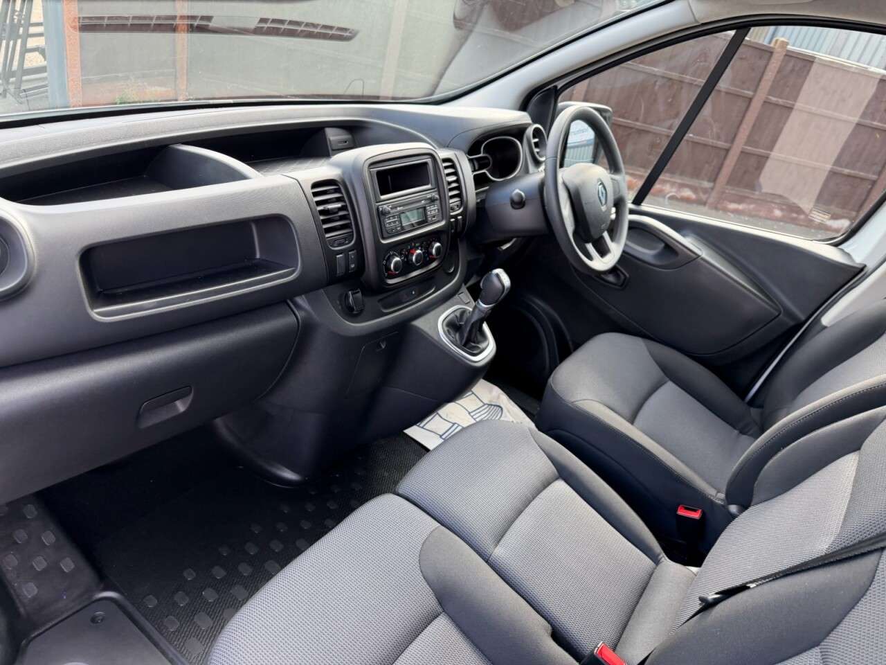 2021 RENAULT TRAFIC 2021 RENAULT TRAFIC