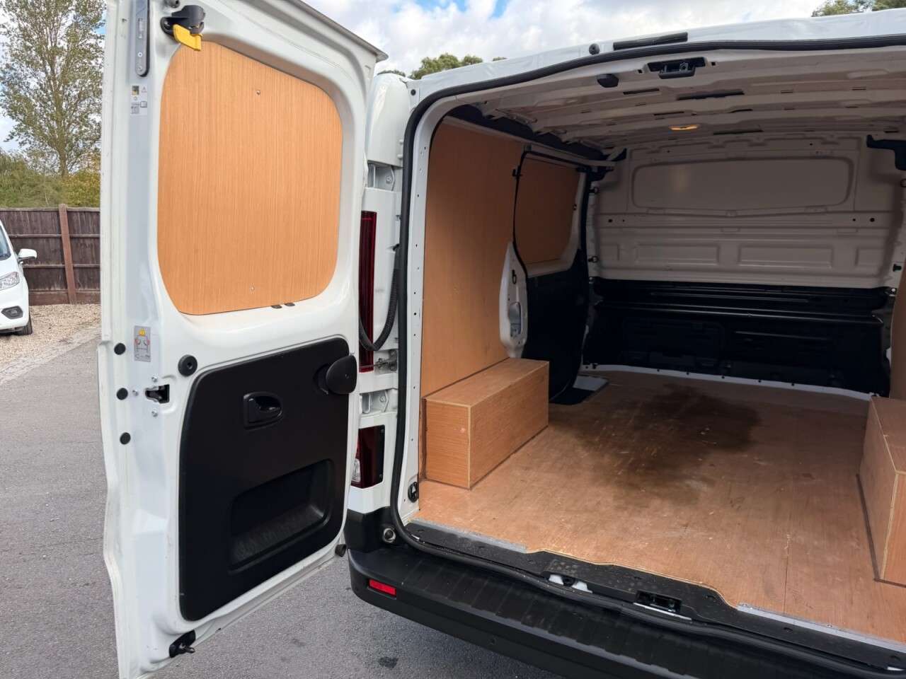 2021 RENAULT TRAFIC 2021 RENAULT TRAFIC