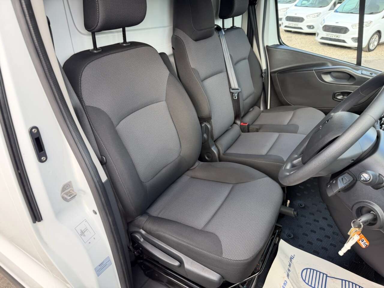 2021 RENAULT TRAFIC 2021 RENAULT TRAFIC