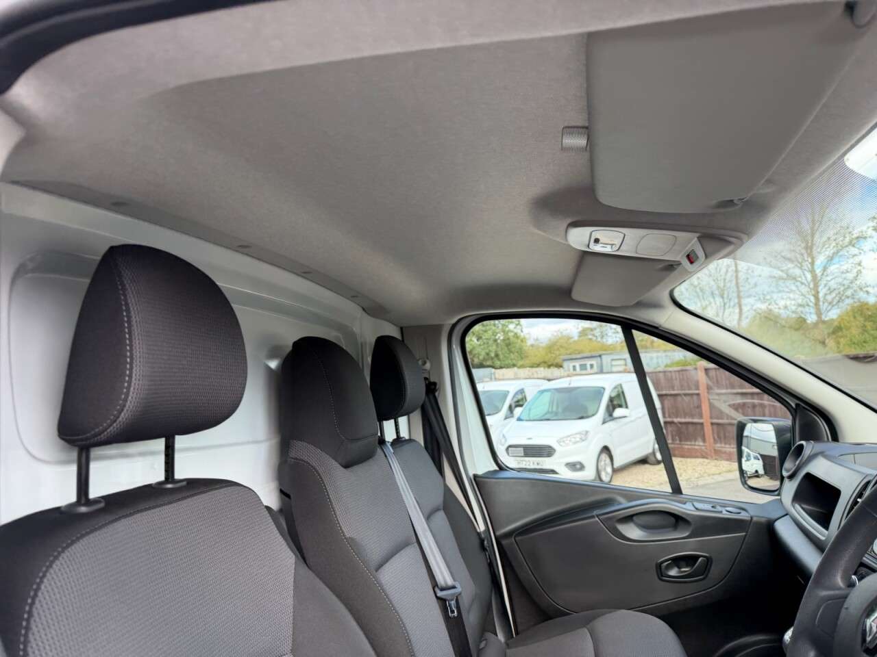 2021 RENAULT TRAFIC 2021 RENAULT TRAFIC