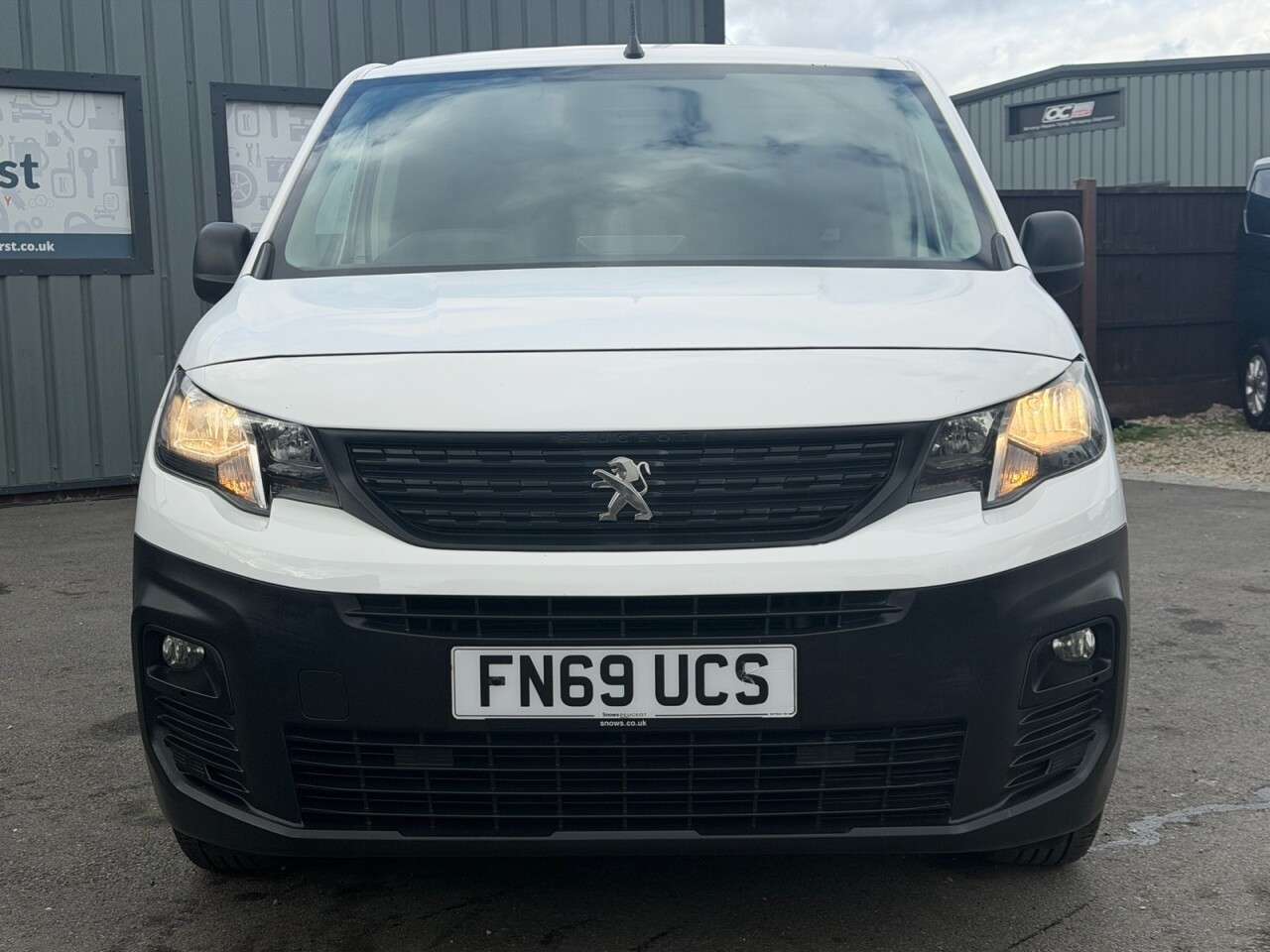 A 2019 PEUGEOT PARTNER 1.5 BlueHDi 1000 Professional Standard Panel Van 5dr Diesel Manual SWB Euro A 2019 PEUGEOT PARTNER 1.5 BlueHDi 1000 Professional Standard Panel Van 5dr Diesel Manual SWB Euro