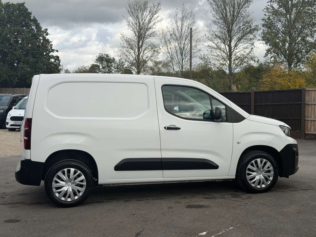 A 2019 PEUGEOT PARTNER 1.5 BlueHDi 1000 Professional Standard Panel Van 5dr Diesel Manual SWB Euro A 2019 PEUGEOT PARTNER 1.5 BlueHDi 1000 Professional Standard Panel Van 5dr Diesel Manual SWB Euro