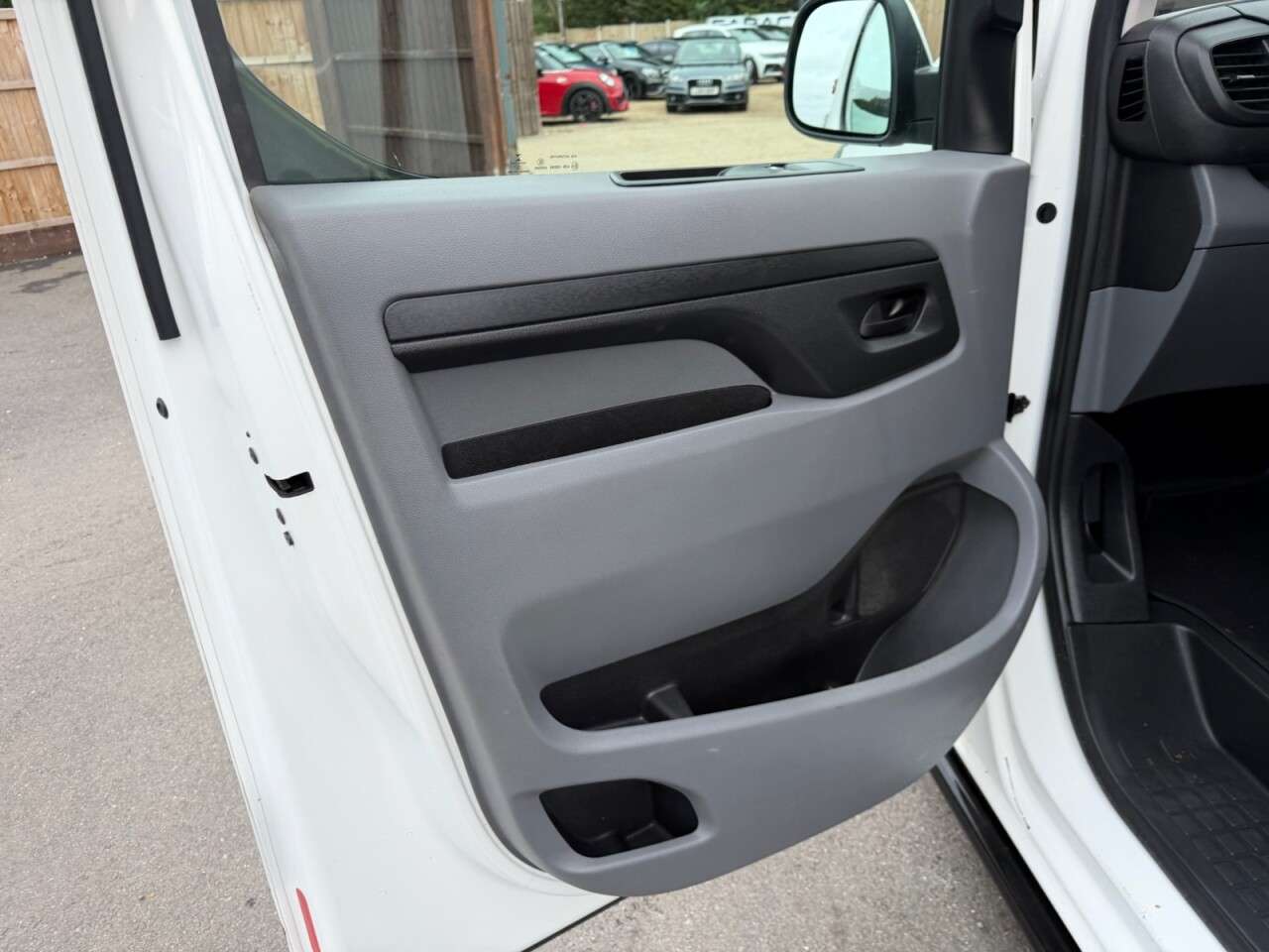 2019 VAUXHALL VIVARO 2019 VAUXHALL VIVARO