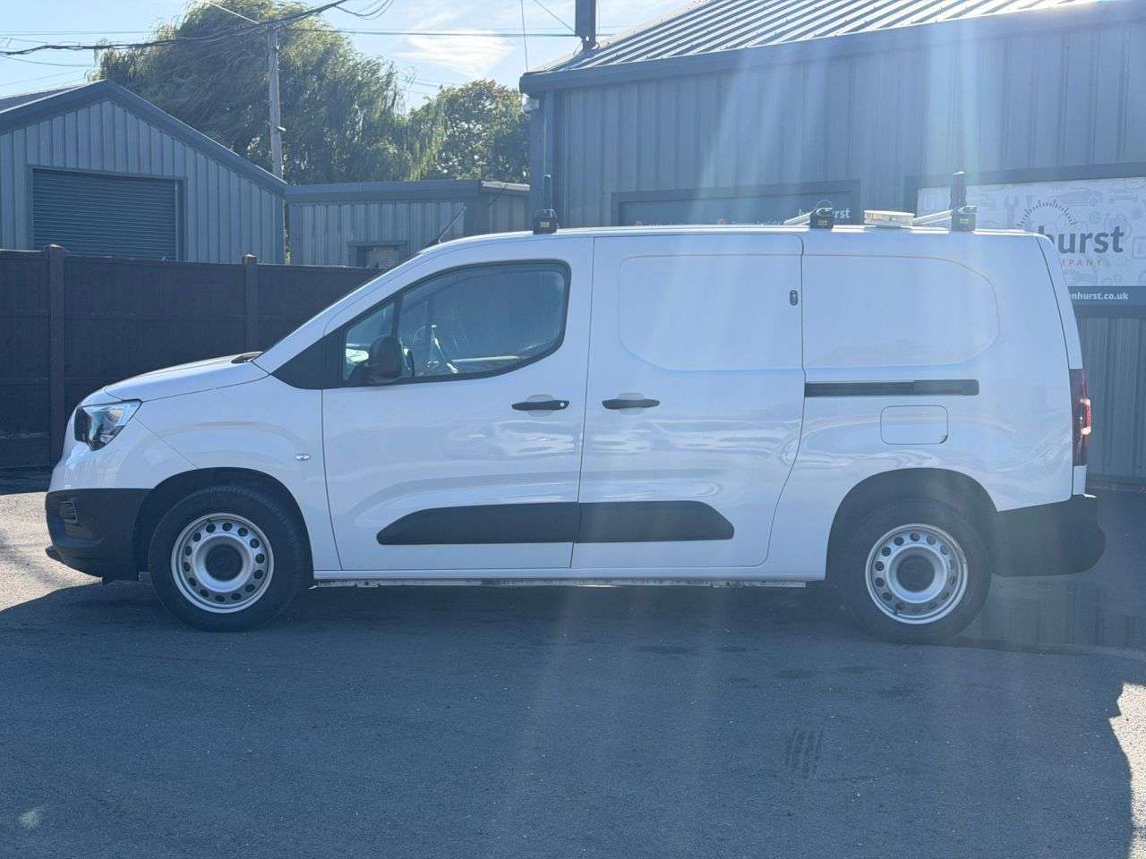 A 2024 VAUXHALL COMBO 1.5 Turbo D 2300 Prime Panel Van 6dr Diesel Manual L2 H1 Euro 6 (s/s) (100 A 2024 VAUXHALL COMBO 1.5 Turbo D 2300 Prime Panel Van 6dr Diesel Manual L2 H1 Euro 6 (s/s) (100